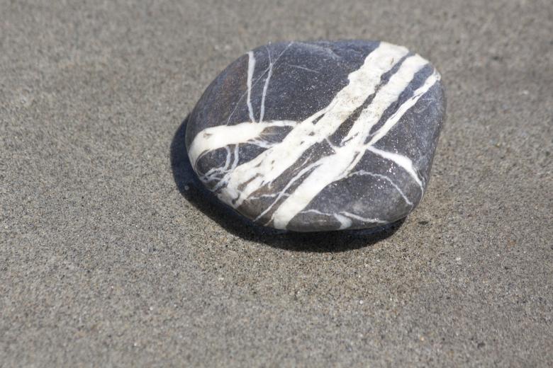 Free stock image of Stone on the Beach created by Pixabay