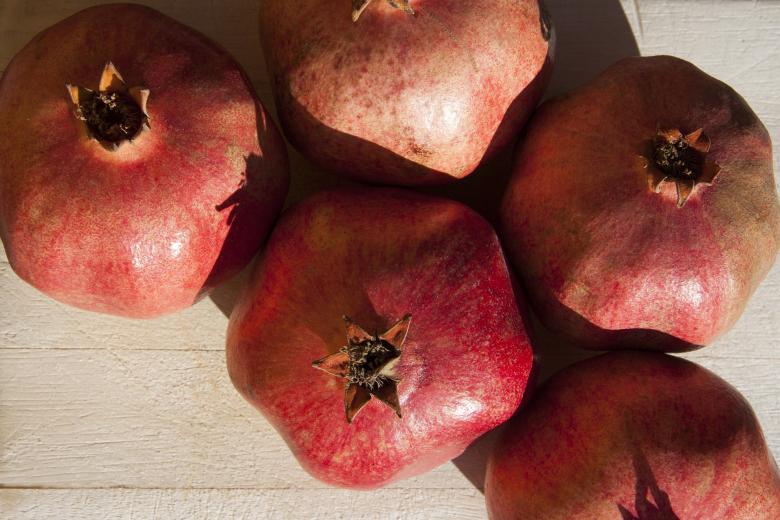 Free stock image of Fresh Pomegranate created by Pixabay