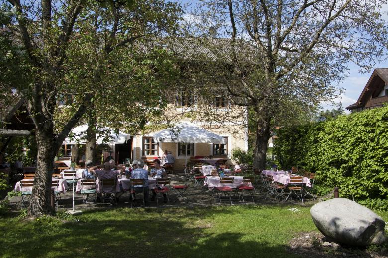 Free stock image of Garden Restaurant created by Pixabay