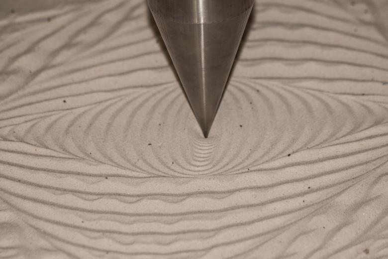 Free stock image of Foucault Pendulum created by Pixabay