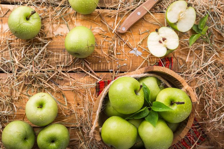 Free stock image of Green Apples created by Pixabay