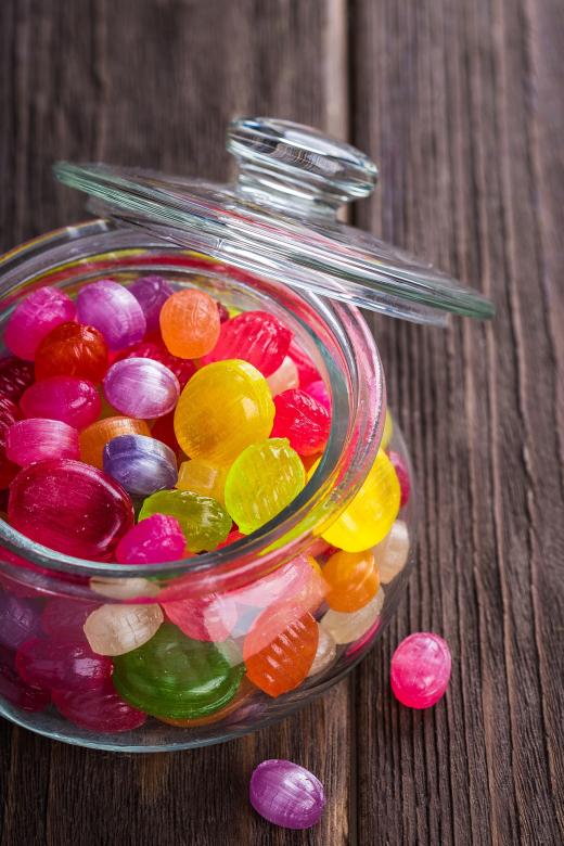 Free stock image of Candies in a Jar created by Pixabay
