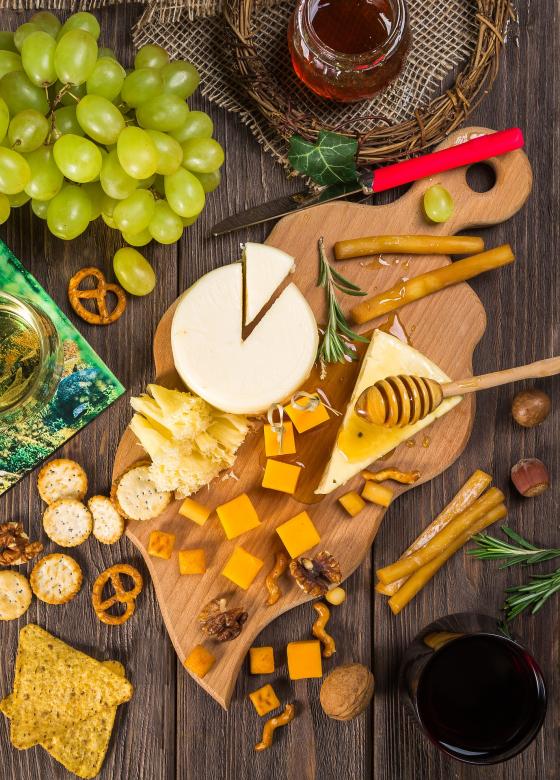 Free stock image of Kitchen Table created by Pixabay