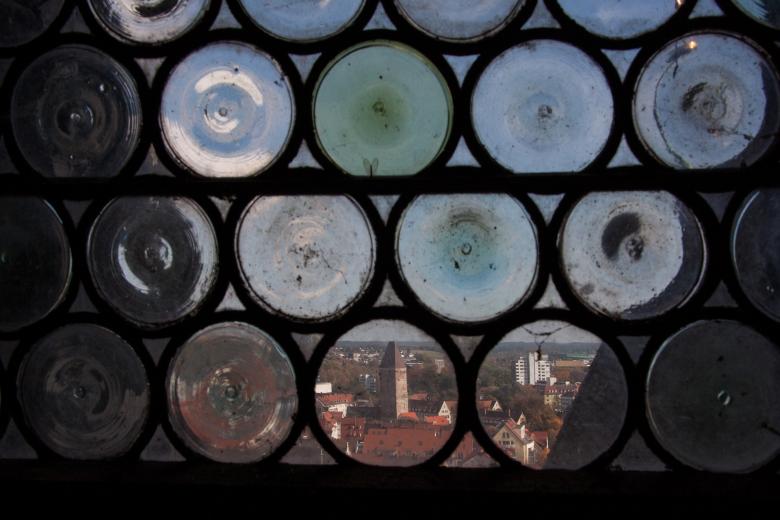 Free stock image of Through the Window created by Pixabay