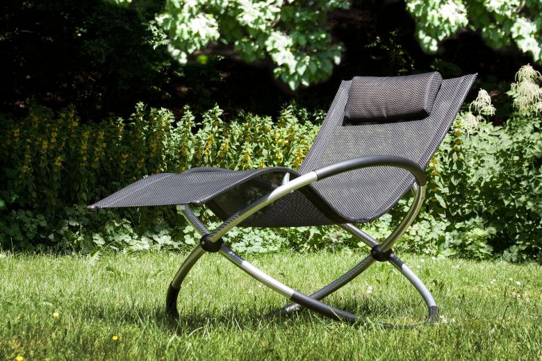 Free stock image of Deck Chair created by Pixabay