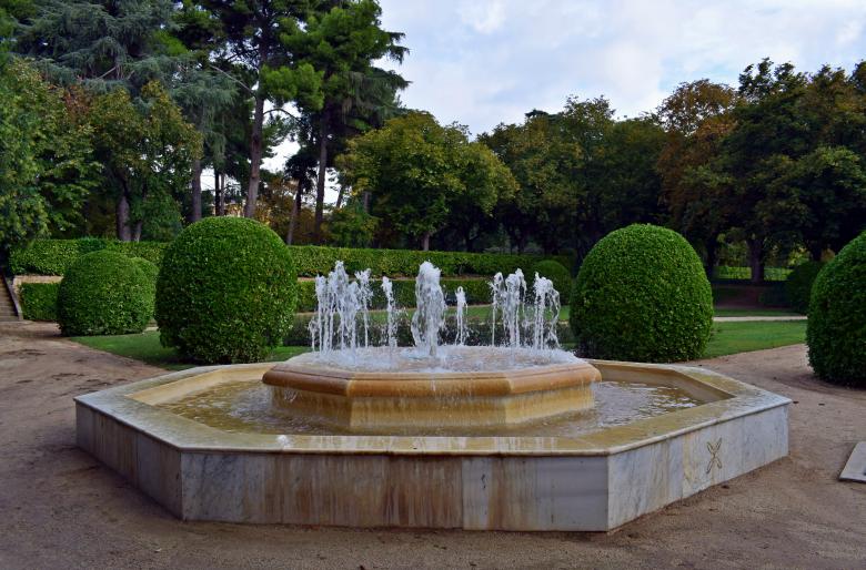 Free stock image of Water Fountain created by Andrés Membrive