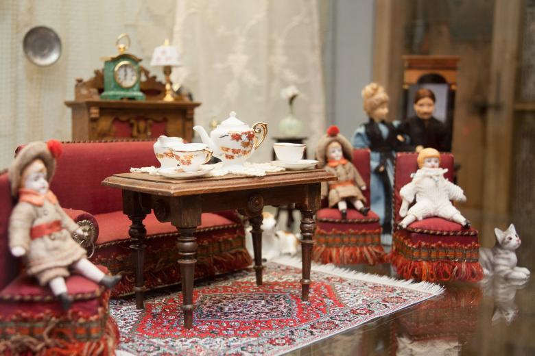 Free stock image of Doll House Living Room created by Pixabay