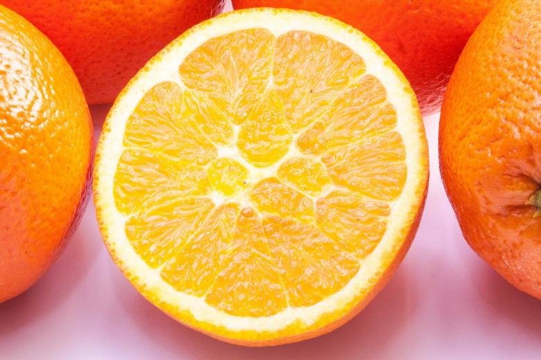 Free stock image of Fresh Oranges created by Pixabay
