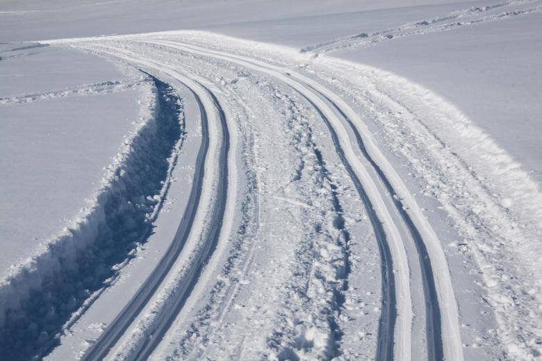 Free stock image of Tire Traces created by Pixabay