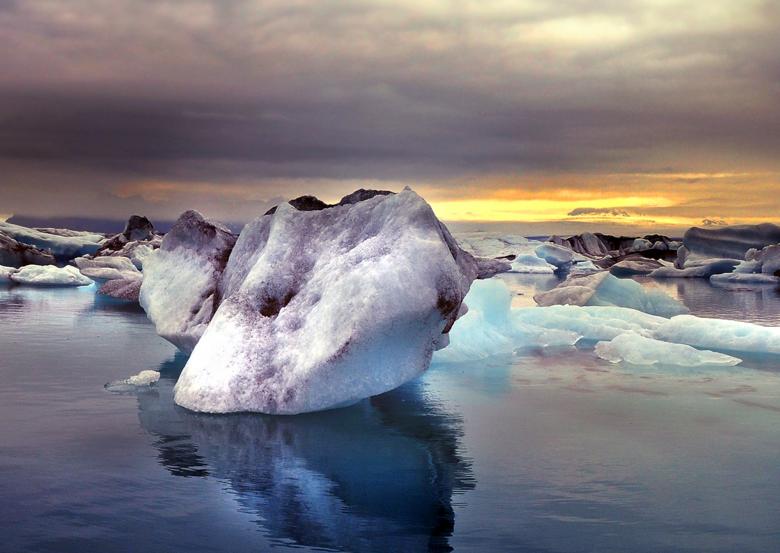 Free stock image of Iceberg Lagoon at Sunset created by Pixabay