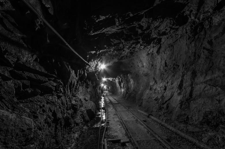 Free stock image of Inside the Tunnel created by Pixabay
