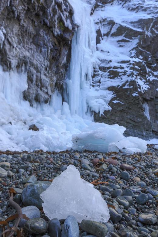 Free stock image of Icicles on a wall of rock  created by Geoffrey Whiteway
