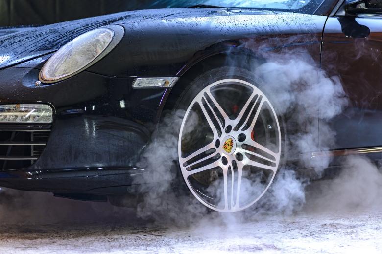 Free stock image of Black Sporty Porsche created by Pixabay