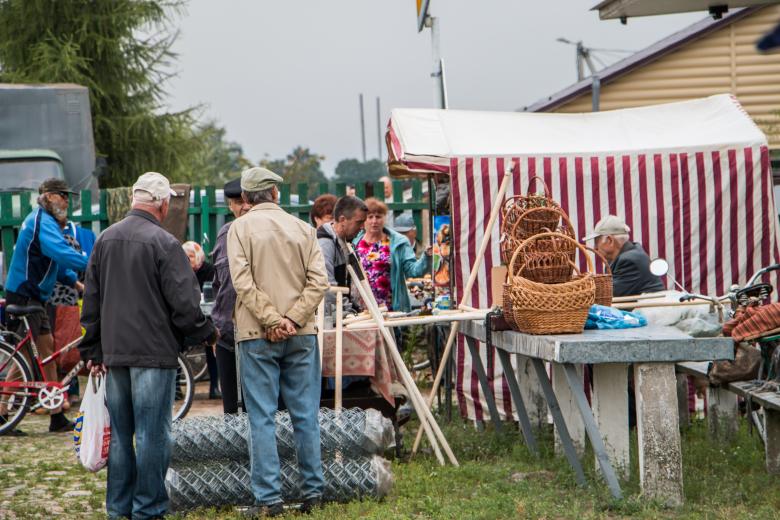 Free stock image of Baskets Stand created by Janis Urtans