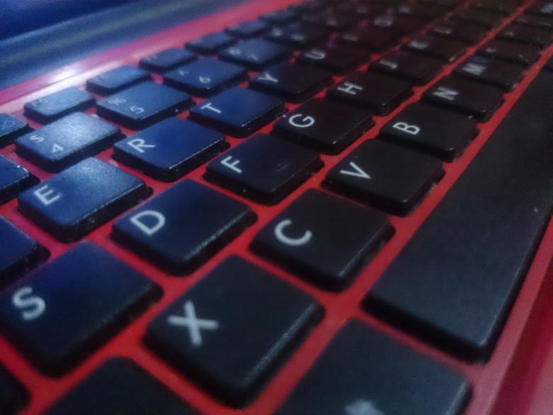 Free stock image of Black and Red Keyboard created by febri nura tarigan