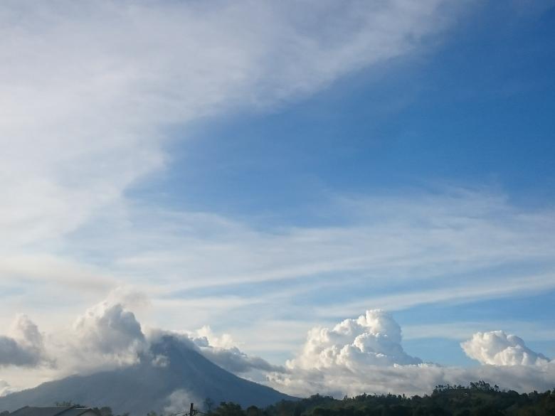 Free stock image of Sinabung Mountain created by febri nura tarigan