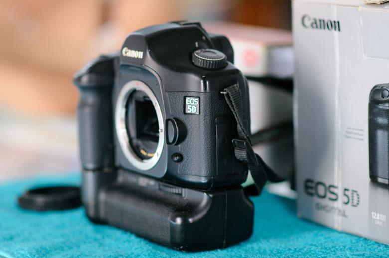 Free stock image of Canon EOS 5D created by Pixabay