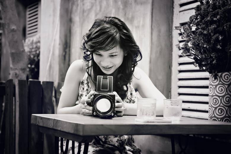 Free stock image of Girl with a Camera created by Pixabay