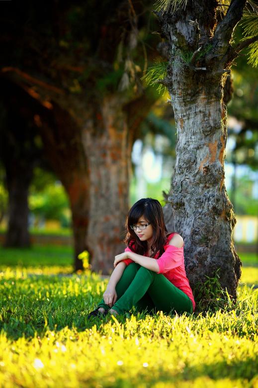 Free stock image of Girl on the Grass created by Pixabay