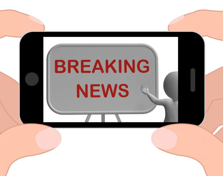 Free stock image of Breaking News Phone Shows Major Developments And Bulletin created by Stuart Miles
