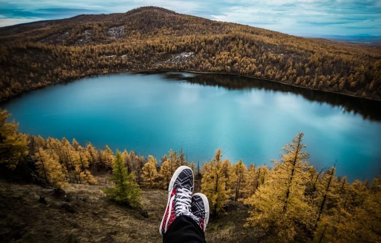 Free stock image of Hiker on the Top created by Pixabay