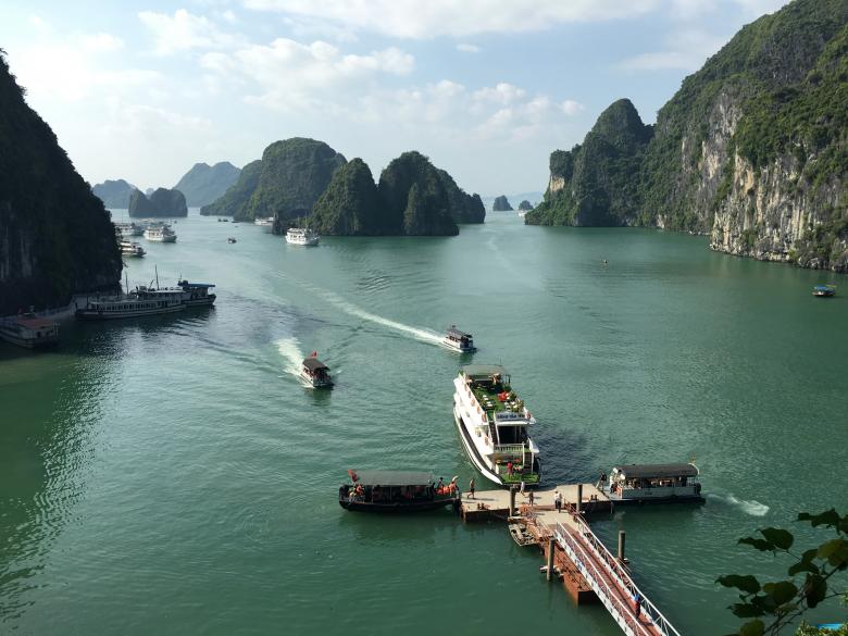 Free stock image of Ha Long Bay Ferry Dock created by Jie-Jie 李介介
