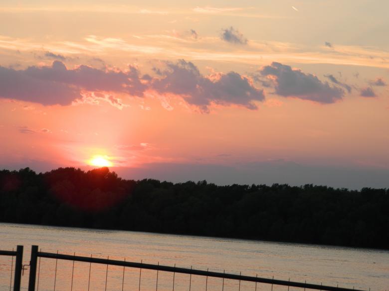 Free stock image of Sunset View on Danube River created by Hulya Yılmaz