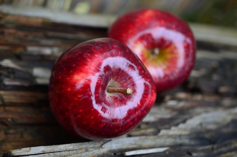 Free stock image of Fresh Apples created by Pixabay