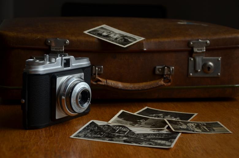 Free stock image of Old Camera created by Pixabay