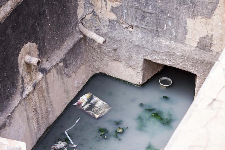 Free stock image of Garbage in dirty water created by Eduardo Soares Bogosian