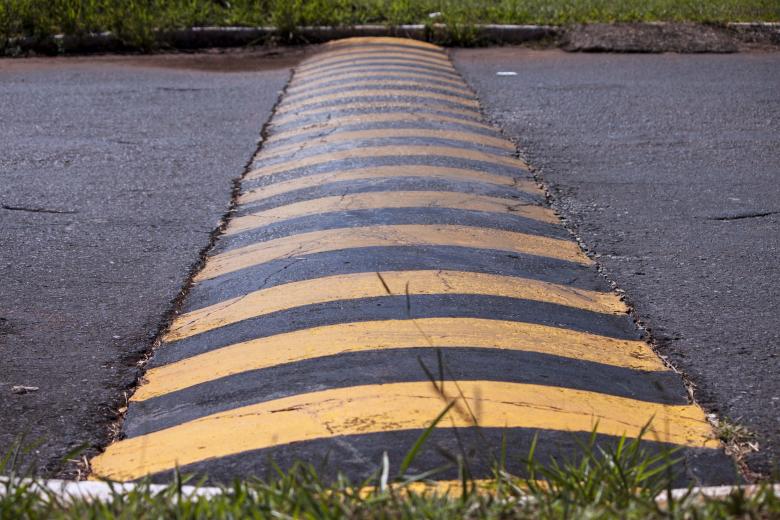 Free stock image of Speed Bump created by Eduardo Soares Bogosian