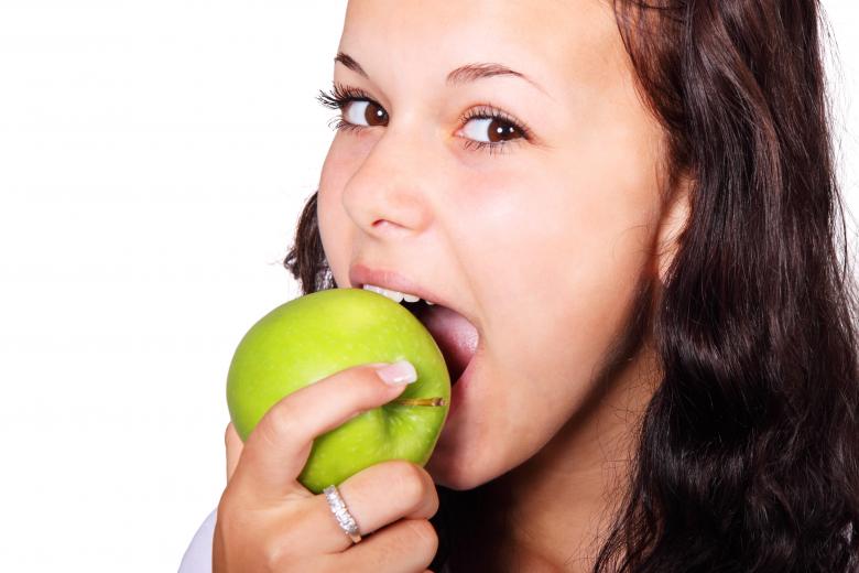 Free stock image of Eating Apple created by Pixabay