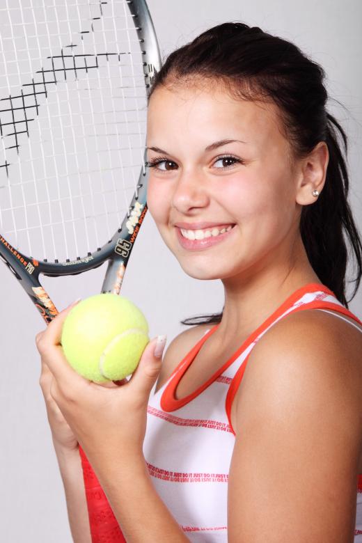 Free stock image of Girl with Racket created by Pixabay