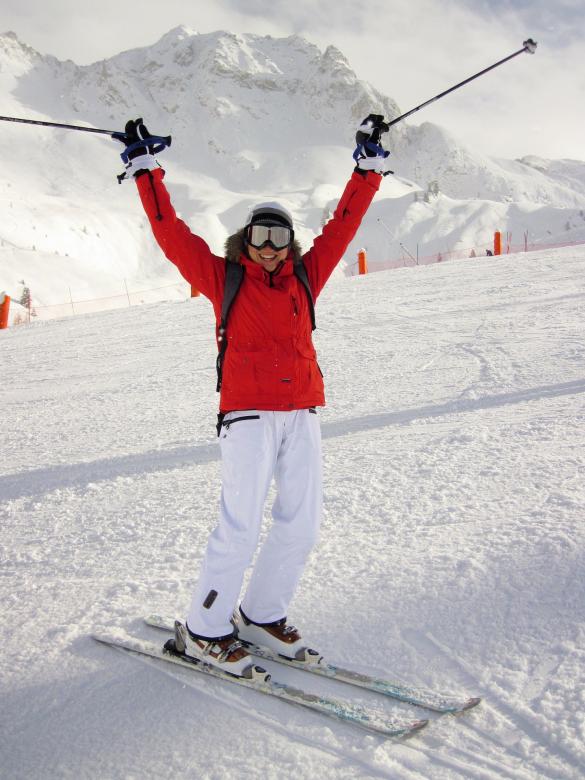 Free stock image of Skiing in Winter created by Pixabay