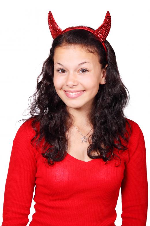 Free stock image of Girl in Red Costume created by Pixabay