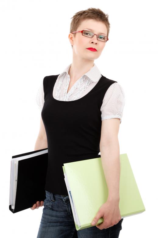 Free stock image of Office Woman created by Pixabay