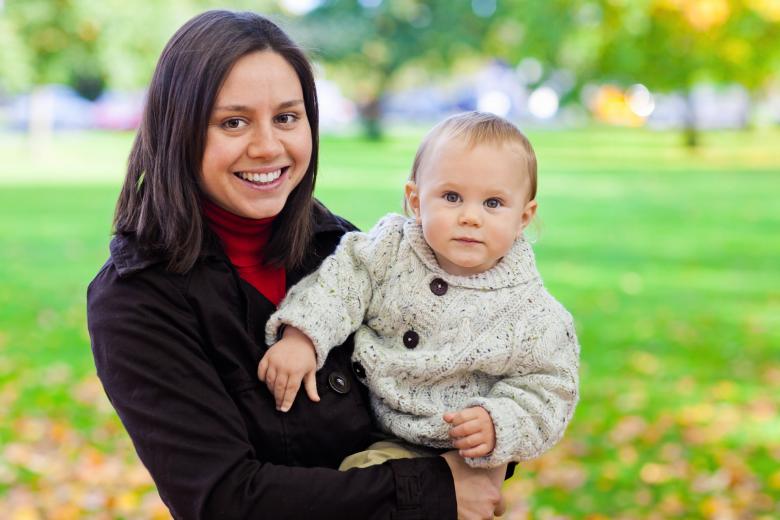 Free stock image of Mother with Kid created by Pixabay