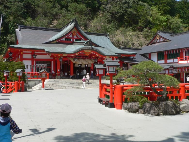Free stock image of Large Japanese Buddhist Mount Temple Complex created by James Jack