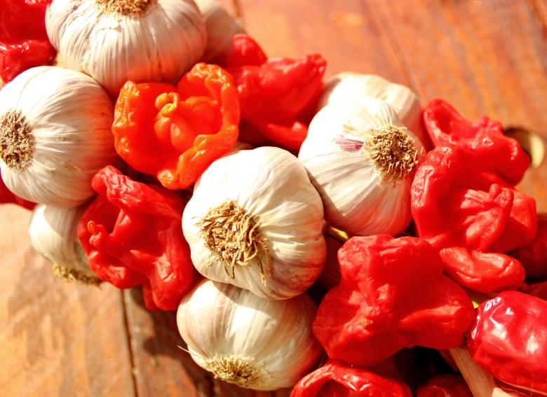 Free stock image of Garlic and Pepper - Mediterranean Cuisine created by Jack Moreh