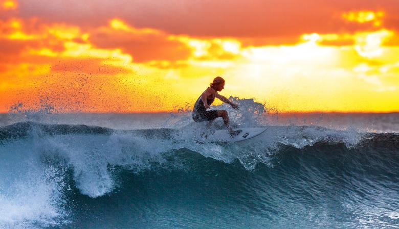 Free stock image of Playing with the Waves at Sunset created by Pixabay