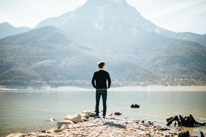 Free stock image of Near the Lake created by Pixabay