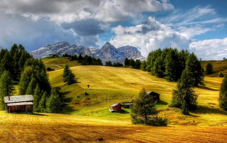 Free stock image of Beautiful Mountainous View created by Pixabay