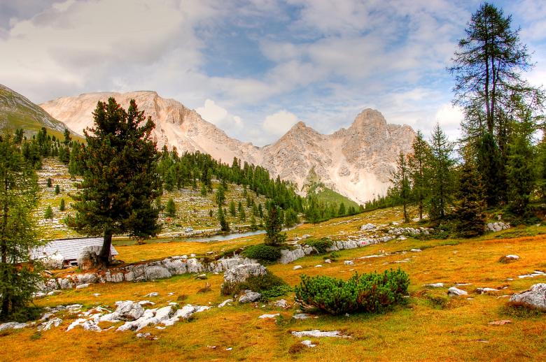 Free stock image of Mountainous Range created by Pixabay