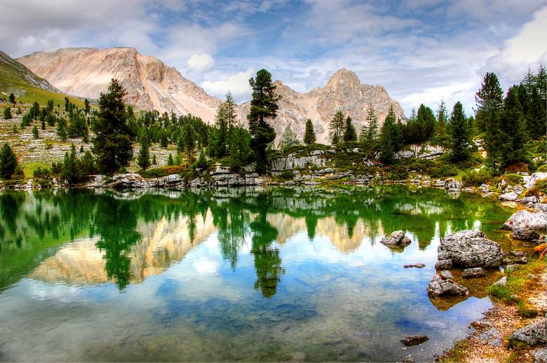 Free stock image of Fanes Alm created by Pixabay