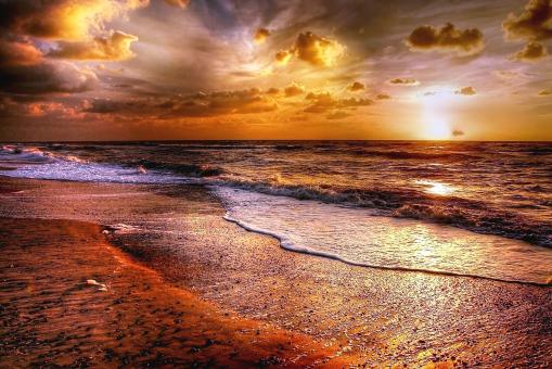 Free Stock Photo of Wavy Ocean