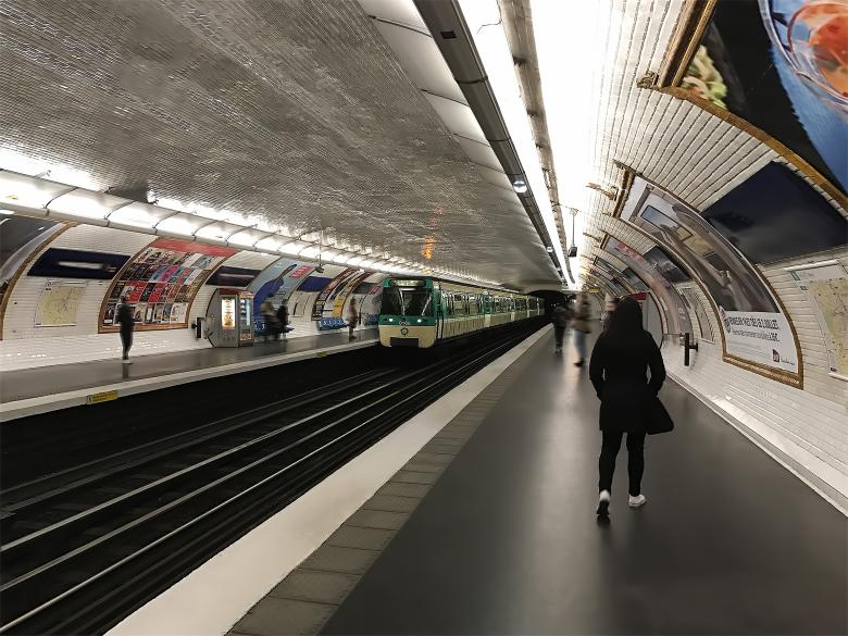 Free stock image of Inside the Train Station created by Stefano Rech