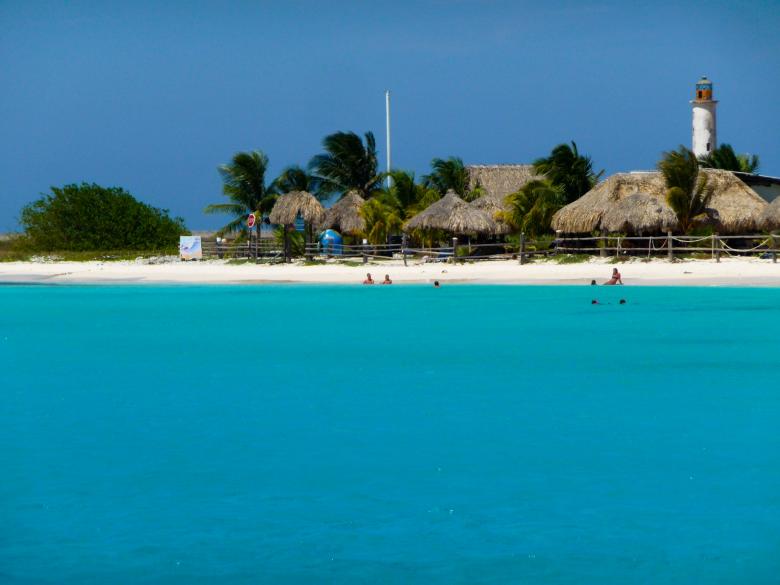 Free stock image of Beach Resort created by Pixabay