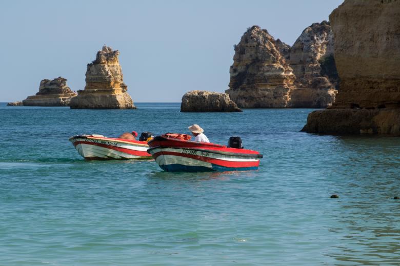 Free stock image of Fishing on the Boat created by Pixabay
