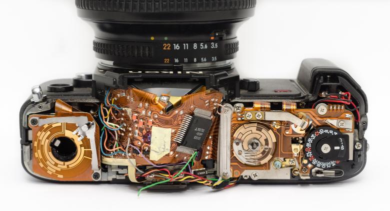 Free stock image of Camera from the Inside created by Pixabay
