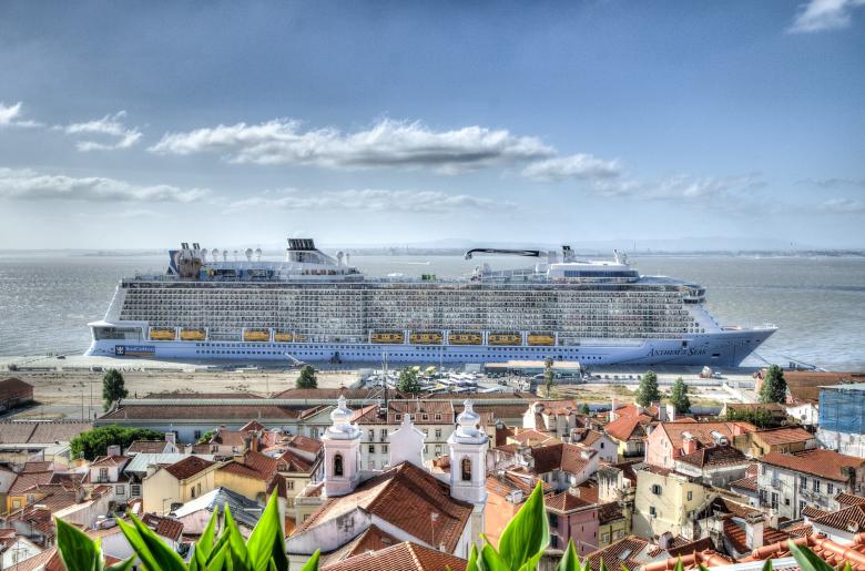 Free stock image of Cruise Ship View from Town created by Pixabay